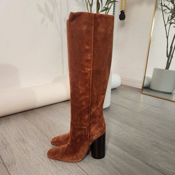 Ferragamo knee high boots - Picture 2 of 12